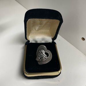 Brighton Retired Contemporary Double Heart Ring with Bag